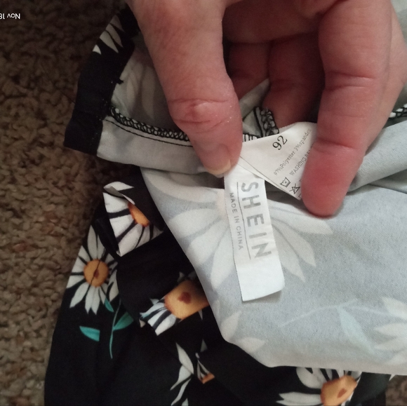 Girls 5/6 bundle shorts, and bathing suit - Picture 4 of 14